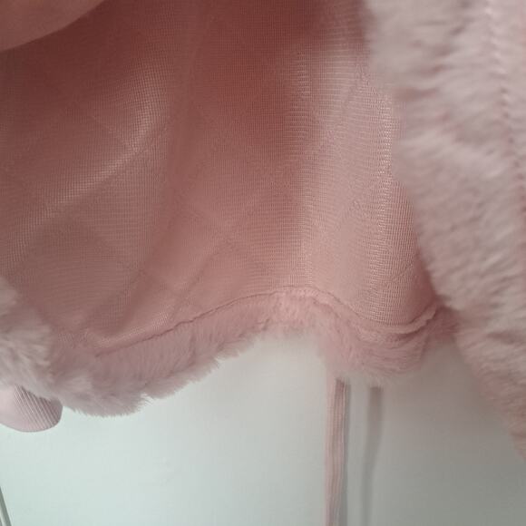 Steve Madden Pink Faux Fur Pullover with Waist Drawstring Size Large - Picture 5 of 8